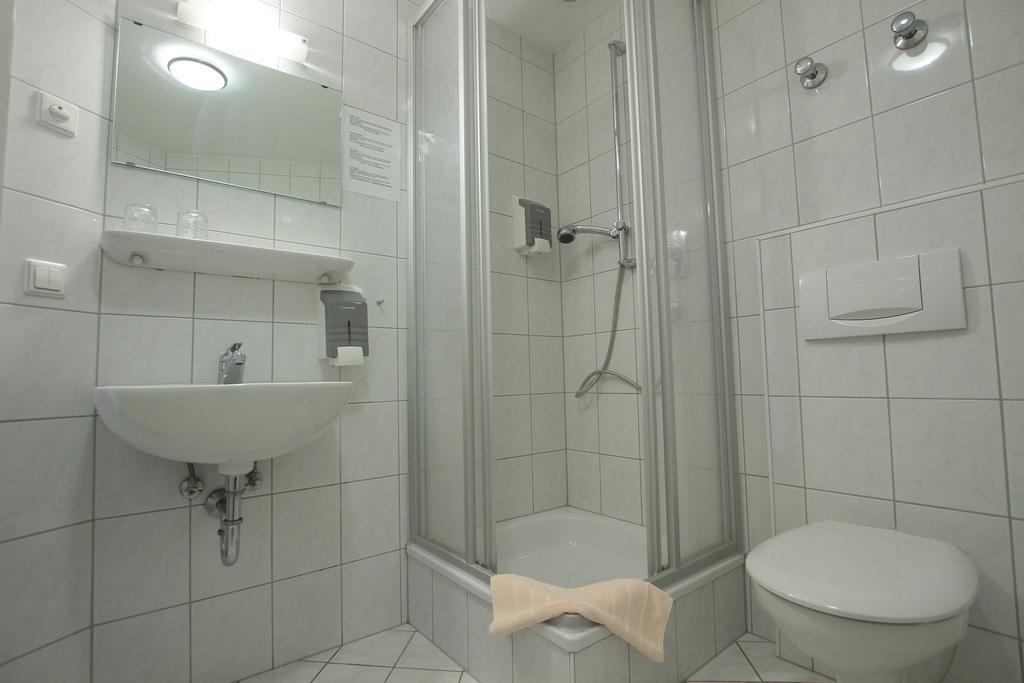 Ib Hotel Am Wallgraben シュトゥットガルト 部屋 写真